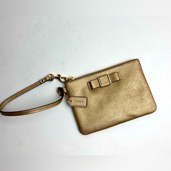 Coach Golden Bow Darcy Wristlet - Picture 1 of 7